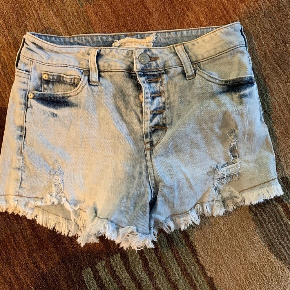 Altar’d state Jean shorts 